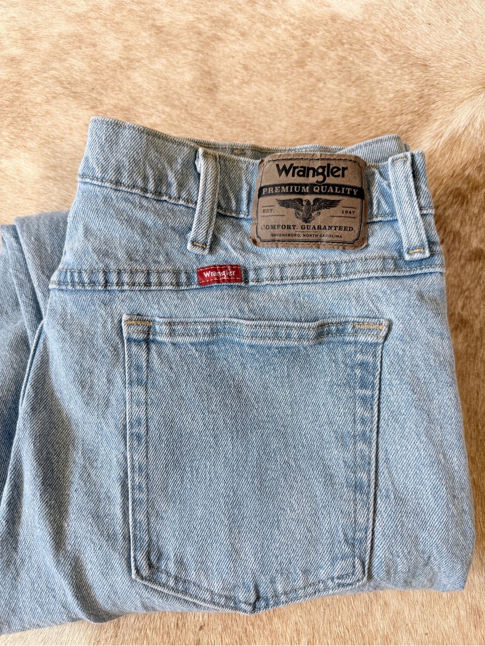 Wrangler Light Blue Denim Jeans with Red Tab